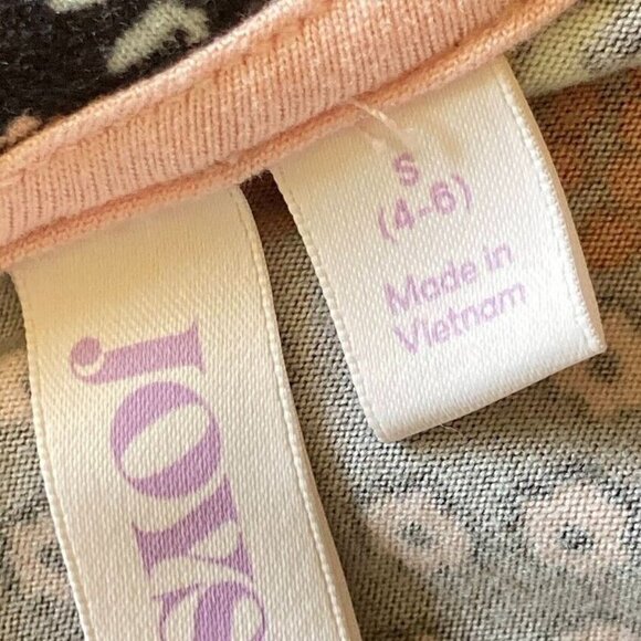 Joyspun Notch Collar Top and Capris Sleep 2 Piece Set Small - Picture 7 of 9